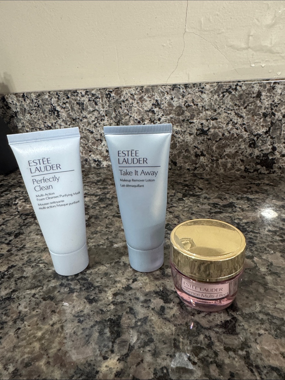 Estée Lauder Perfectly Clean, Take it Away, and Resilience Multi-Effect Bundle